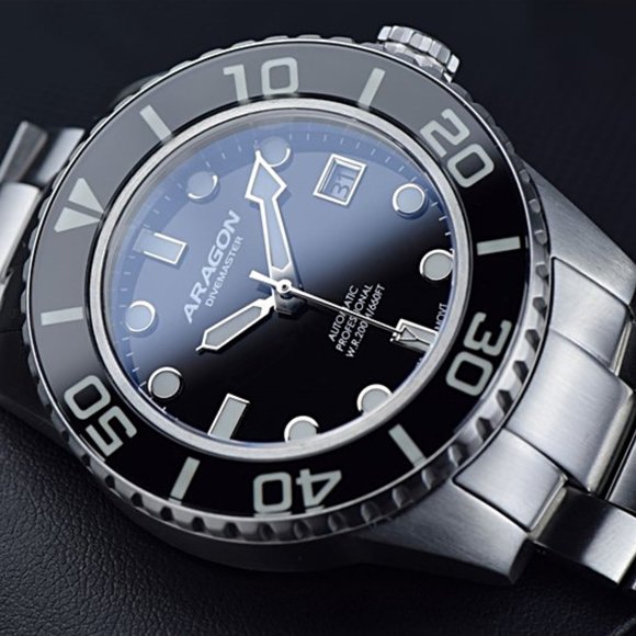 ARAGON Watch Swiss Automatic DiveMaster Sapphire Crystal & Bezel Black Dial 42mm - Picture 2 of 16